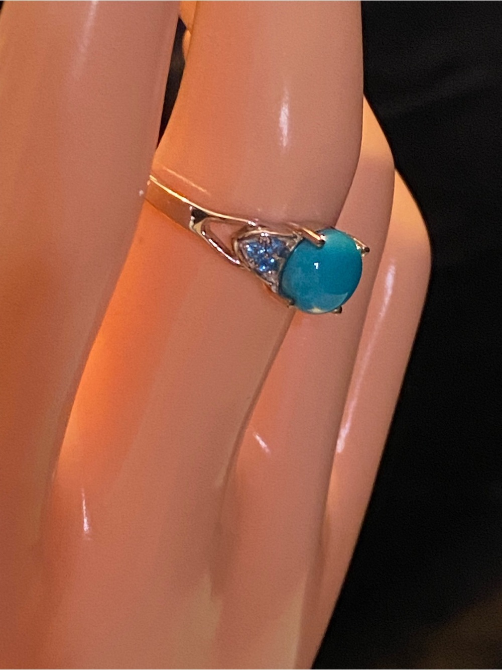 Premium Sleeping Beauty Turquoise Neon Apatite 2.00 ctw in Pl over Sterling Slvr